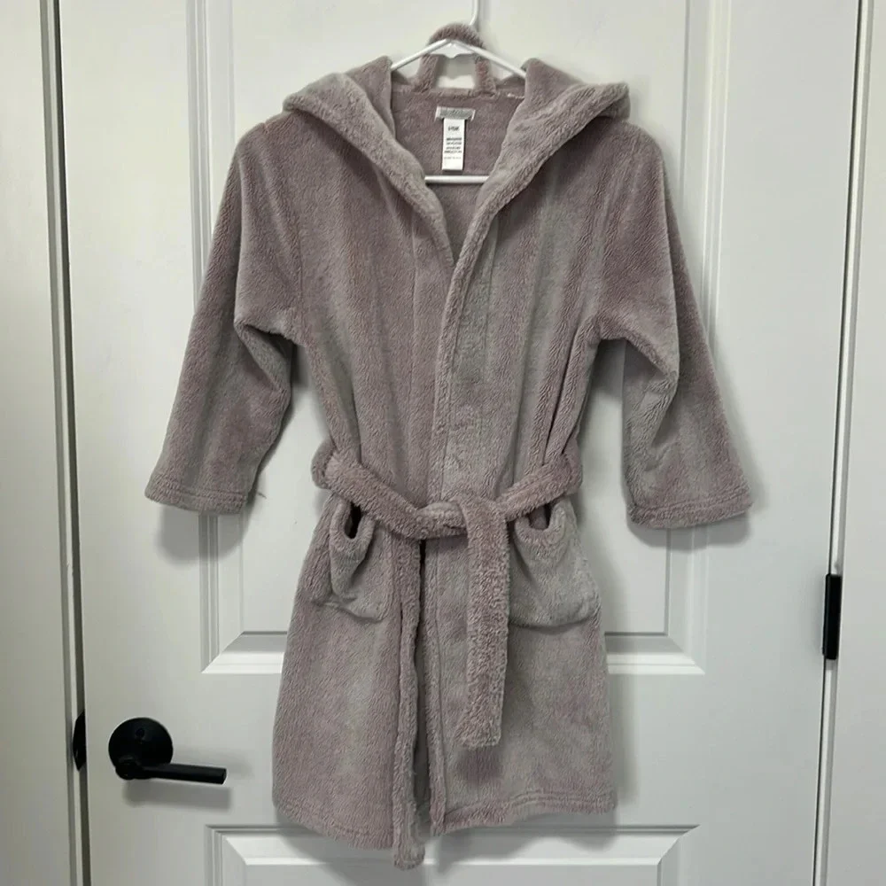 Baby&Child Restoration Hardware Girls violet bathrobe size 6-7 yrs